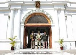 17347649916976257185025415195139